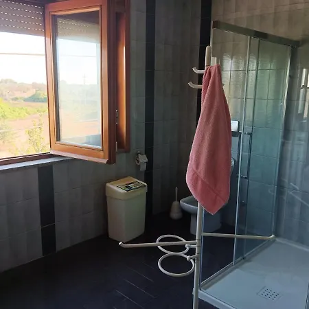 Villa Intera Abitazione Singola. *